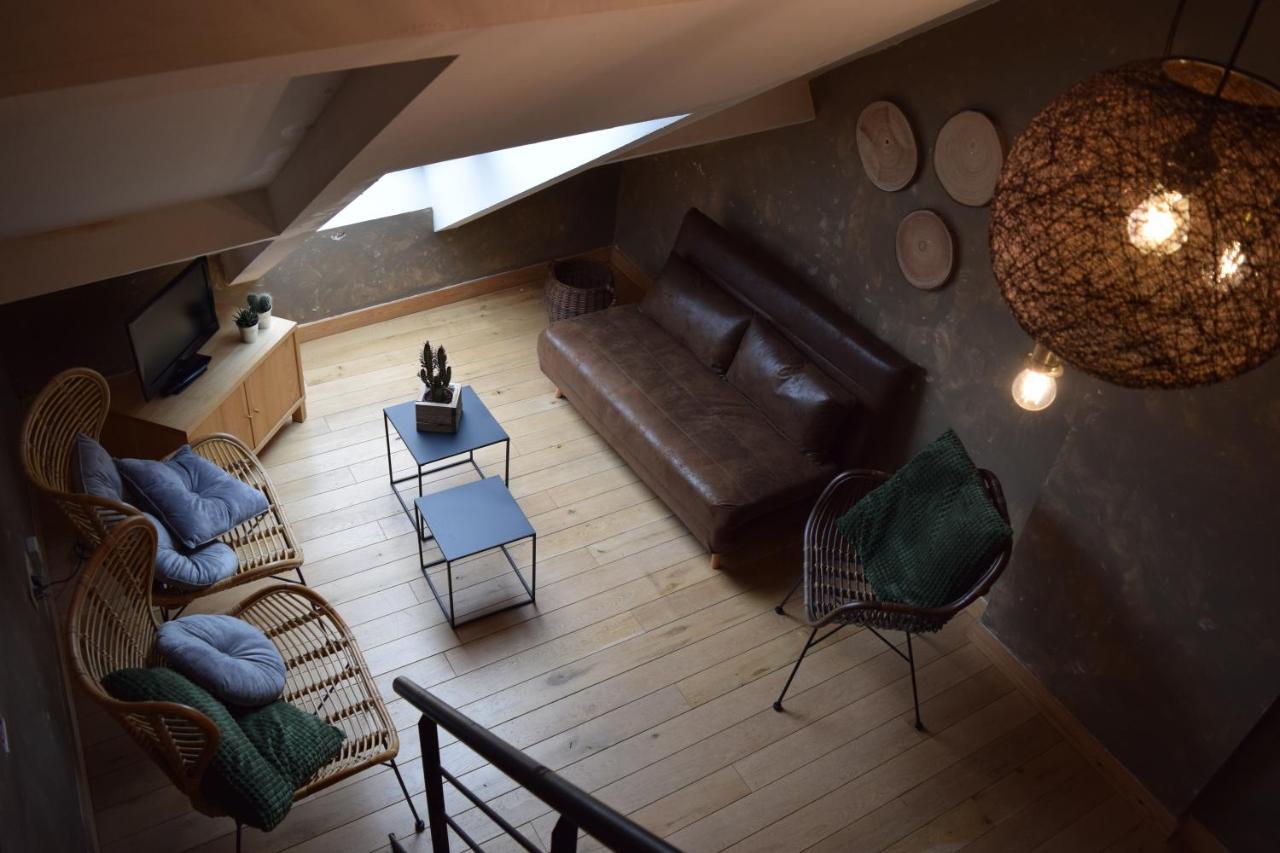 Le Patio Belle Maison En Plein Centre Ville, Avec Grande Terrasse Au Calme Бастон Екстериор снимка